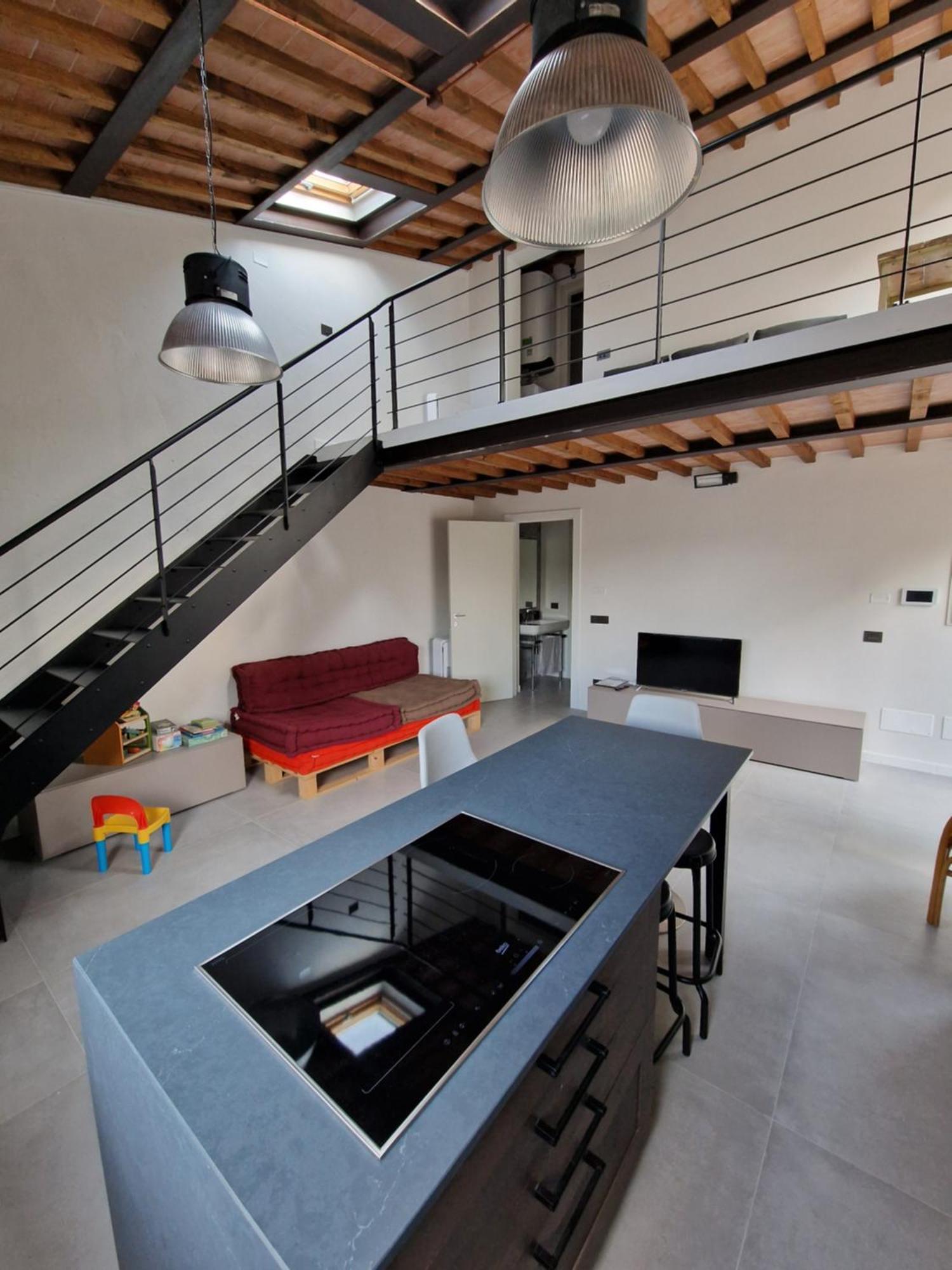 דירות מונטלופו פיורנטינו La Giravolta Loft Urban & Gea מראה חיצוני תמונה