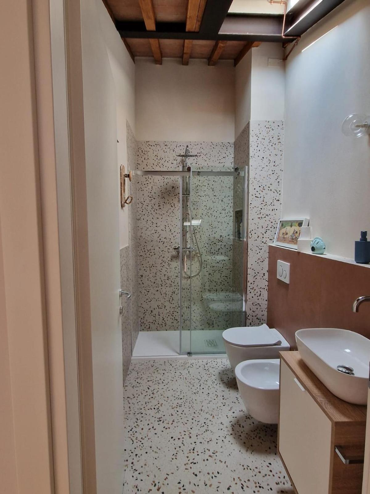 דירות מונטלופו פיורנטינו La Giravolta Loft Urban & Gea מראה חיצוני תמונה