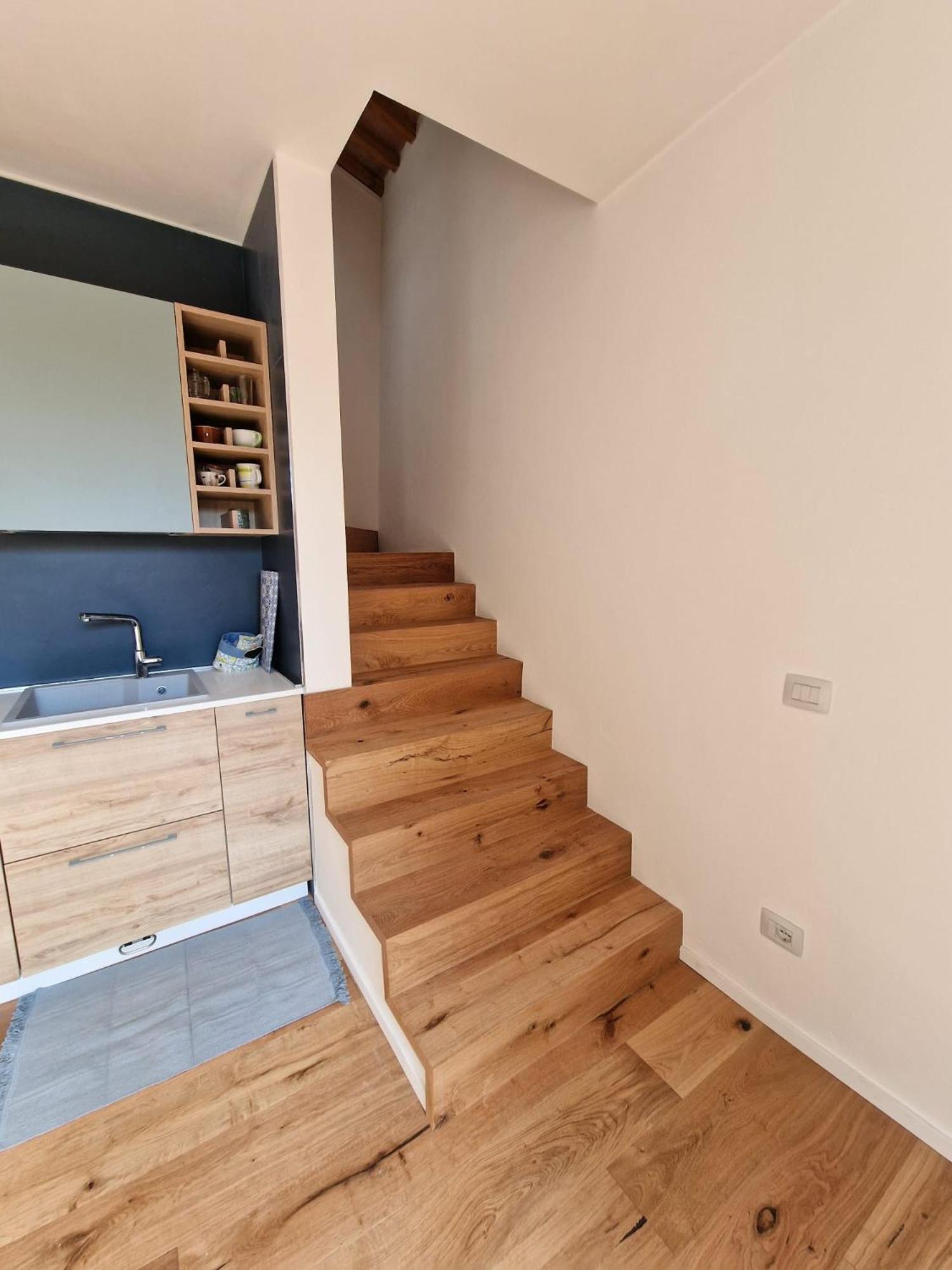 דירות מונטלופו פיורנטינו La Giravolta Loft Urban & Gea מראה חיצוני תמונה
